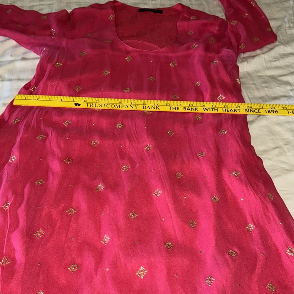 Izzumi Mehta Indian couture pink/gold Medium midi long sleeved dress - Picture 7 of 14